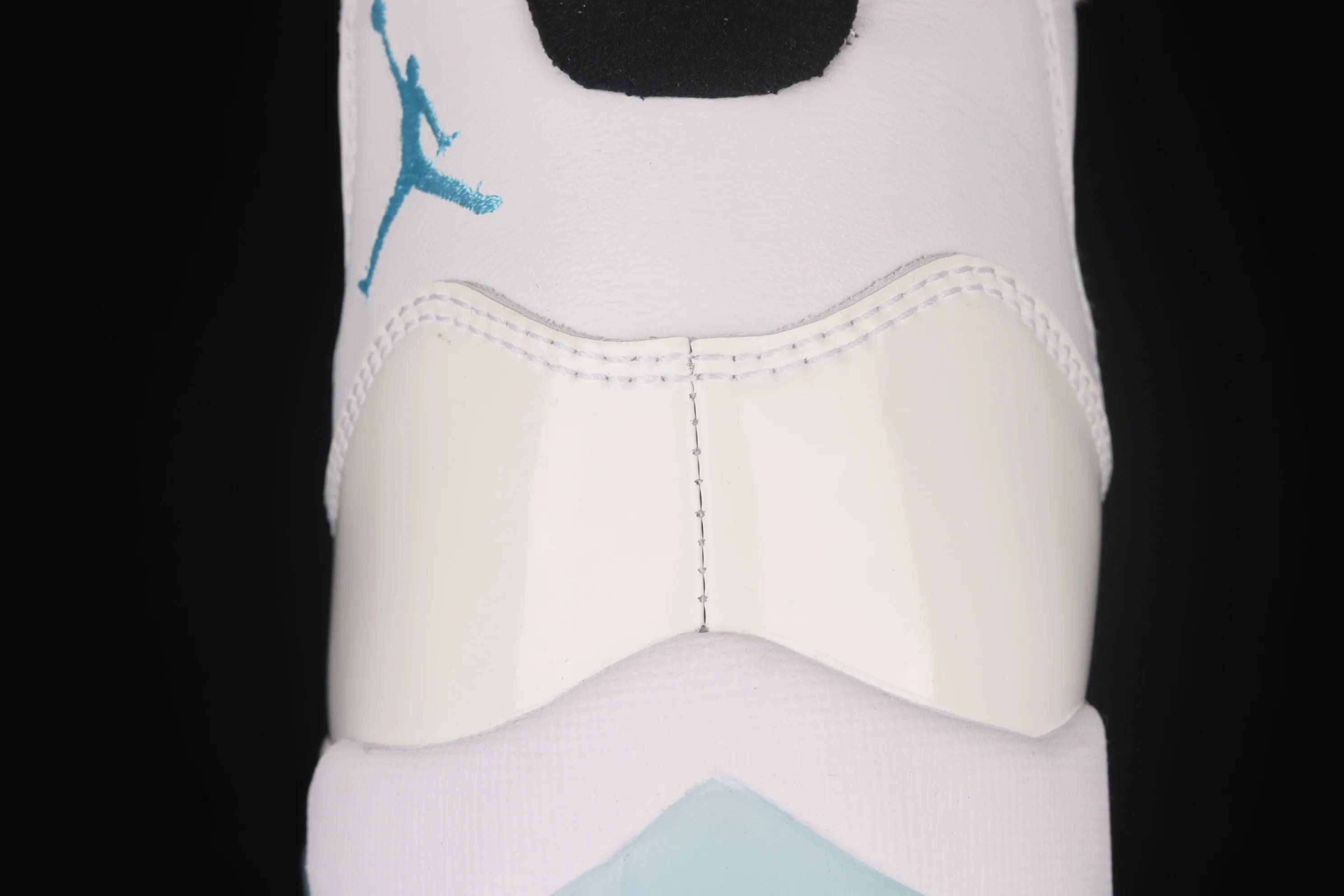 All categories Air Jordan Jordan series basketball shoes Air Jordan 11 F version Air Jordan 11 Bred AJ11 Joe 11 legendary blue 378037-117